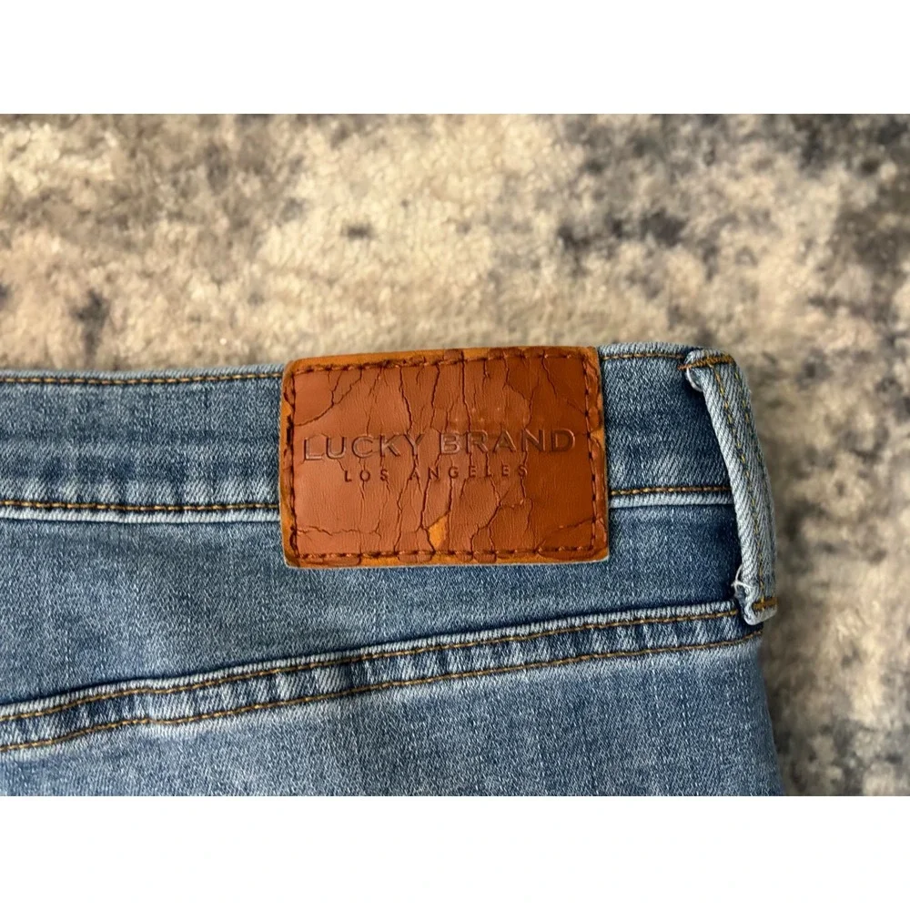 Lucky Brand 329‎ Classic Straight Jeans Mens 36x30 Blue Denim Whiskered Stretch